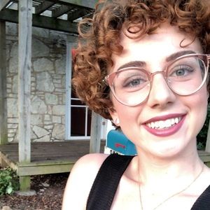 Meet your Posher, Mckenna